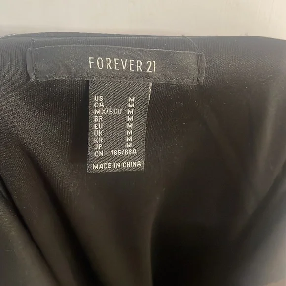 Metallic silver body con dress size is medium only worn twice - Picture 3 of 3